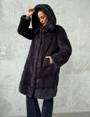 Женская норковая шуба с капюшоном