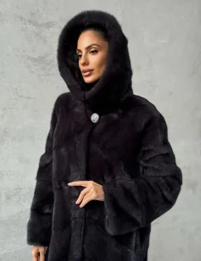 Норковая женская шуба с капюшоном