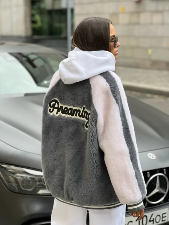 Короткая шубка - бомбер из шерсти