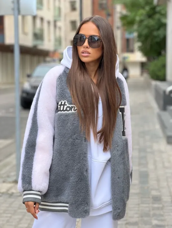 Короткая шубка - бомбер из шерсти