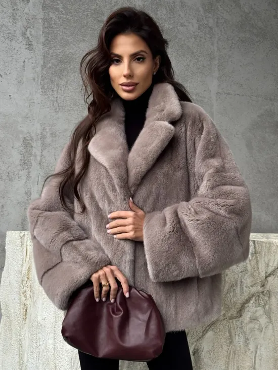 Короткая женская норковая шуба