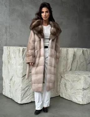 Норковая шуба с капюшоном из 