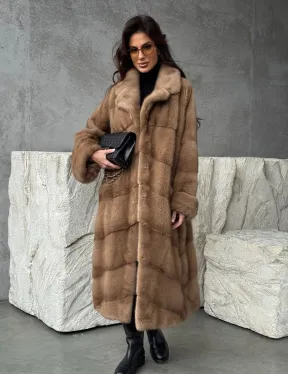 Бежевая норковая шуба oversize