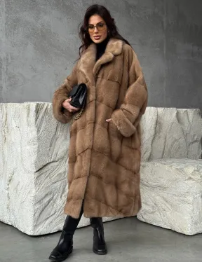 Бежевая норковая шуба oversize