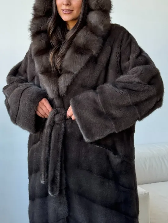 Длинная норковая шуба с капюшоном - графит