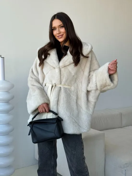 Шуба автоледи под пояс из меха норки