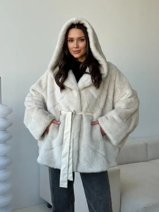 Шуба автоледи под пояс из меха норки