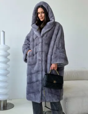 Голубая норковая шуба с капюшоном oversize