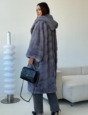 Голубая норковая шуба с капюшоном oversize