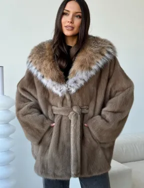 Норка - шуба летучая мышь с капюшоном рысь