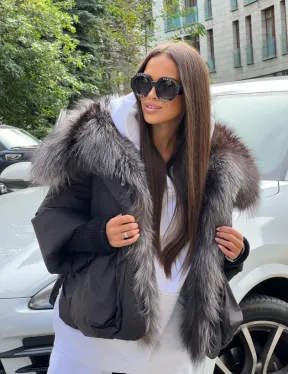 Пуховик с воротником из чернобурой лисы