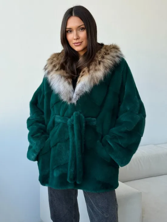 Норковая шуба с капюшоном из рыси