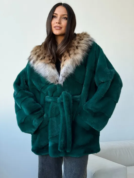 Норковая шуба с капюшоном из рыси