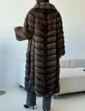 Длинная шуба из соболя