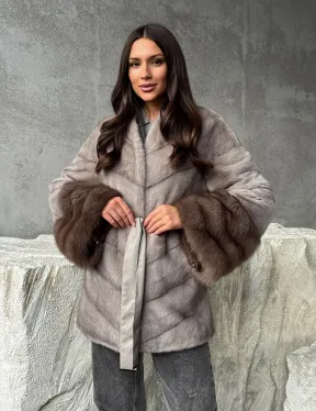Норковое полупальто с меховыми манжетами из куницы