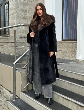 Черная норковая шуба с капюшоном куница