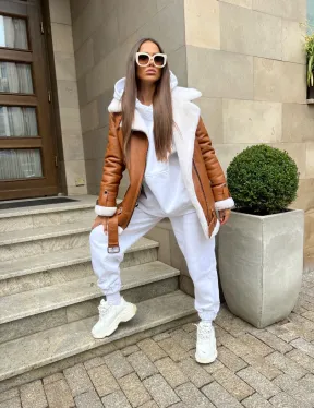 Женская дубленка авиатор в цвете виски