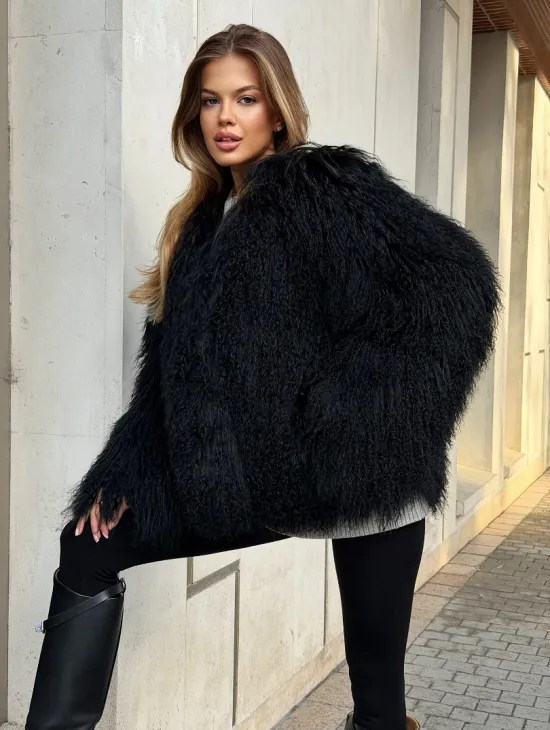 Полушубок черный из ламы