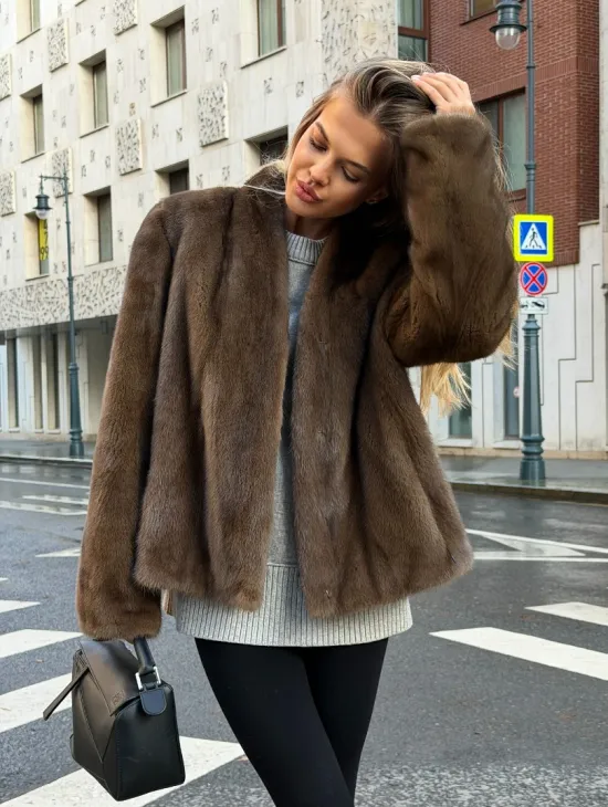 Короткий норковый жакет - цвет соболь