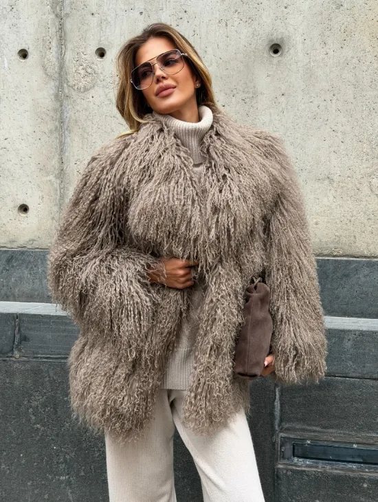 Полушубок из ламы