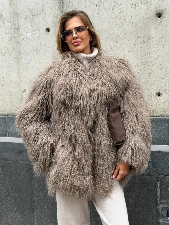 Полушубок из ламы