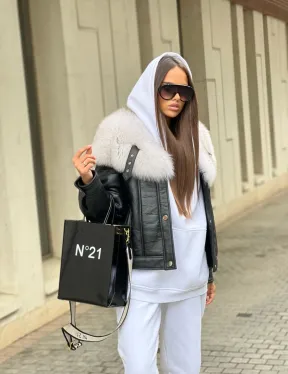 Дубленка из натуральной кожи с воротником из финского песца