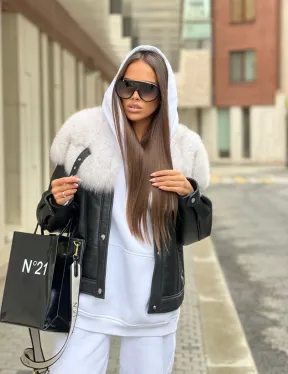 Дубленка из натуральной кожи с воротником из финского песца