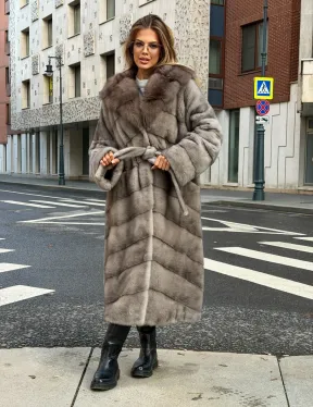 Шуба норковая женская с капюшоном куница