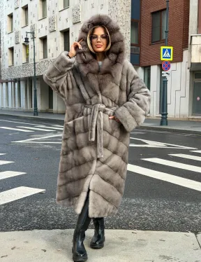 Шуба норковая женская с капюшоном куница