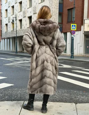 Шуба норковая женская с капюшоном куница