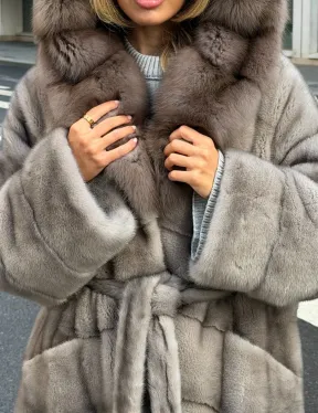 Шуба норковая женская с капюшоном куница