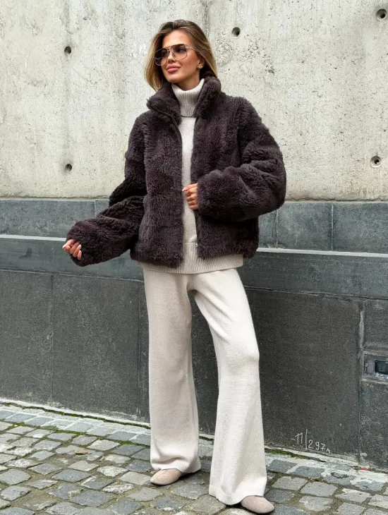 Натуральная двухсторонняя дубленка - бомбер