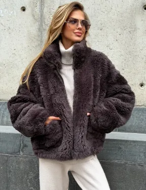 Натуральная двухсторонняя дубленка - бомбер