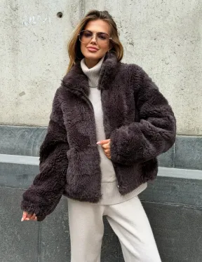 Натуральная двухсторонняя дубленка - бомбер