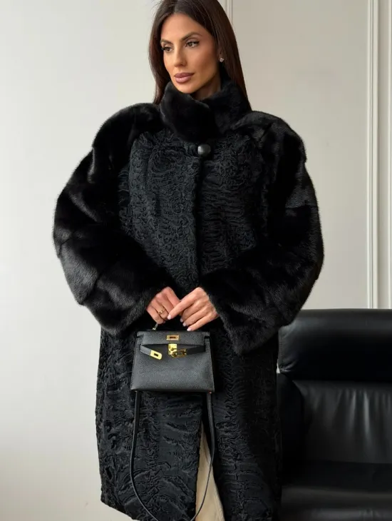 Шуба из каракуля с норкой - стойка воротник