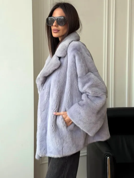 Шуба из норки короткая с английским воротником