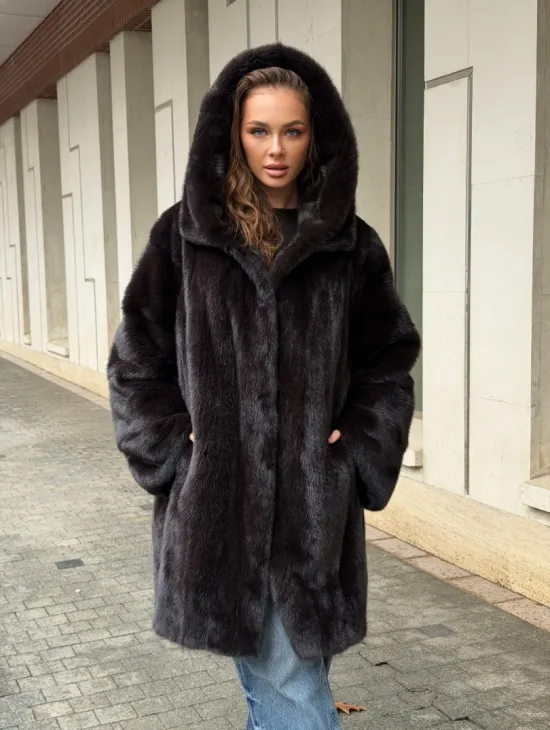 Норковая шуба с капюшоном