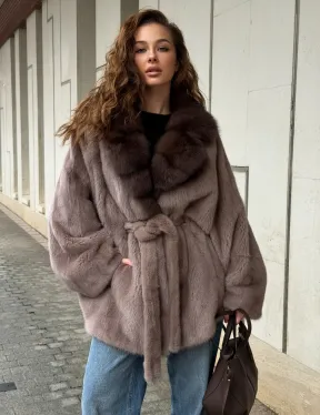 Норковая шуба летучка - воротник куница