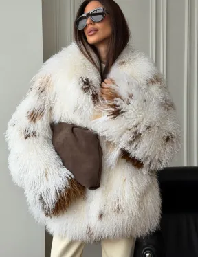 Шуба из ламы бело-коричневая