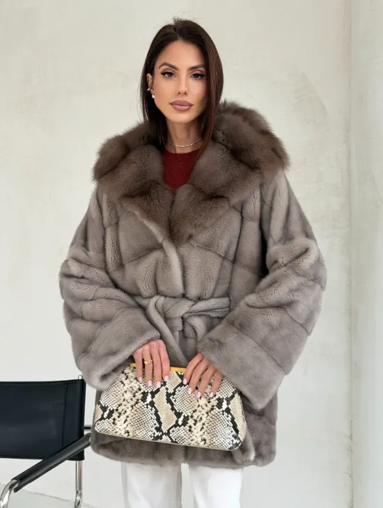 Серый норковый полушубок - капюшон куница