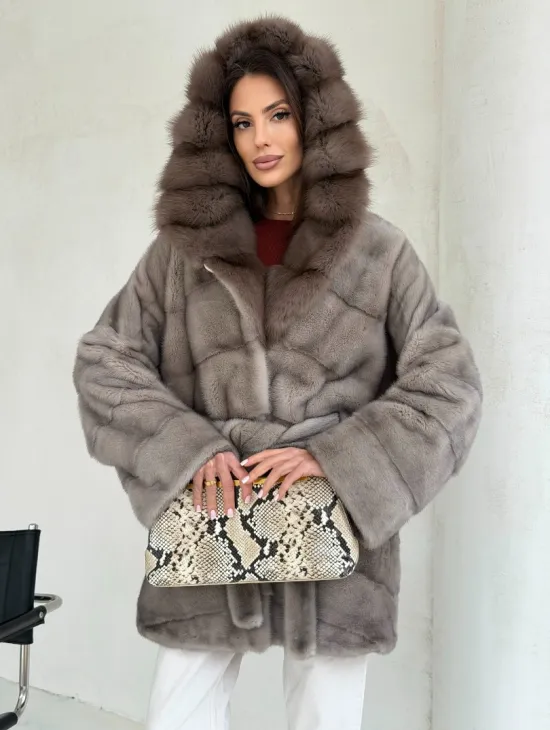 Серый норковый полушубок - капюшон куница