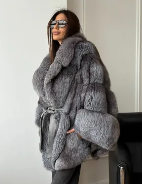 Шуба - пончо из лисы