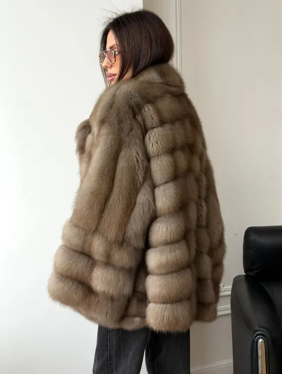 Шуба оверсайз из куницы