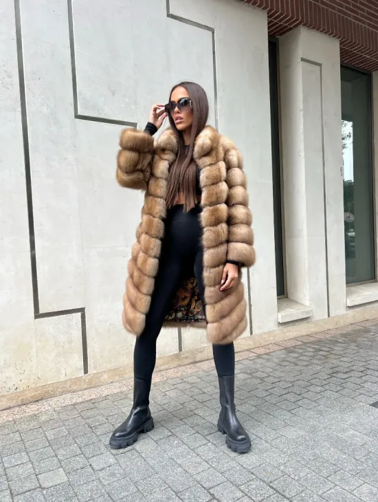 Шуба из лесной куницы