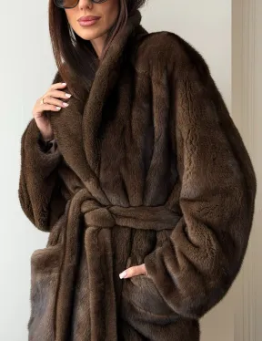 Коричневая норковая шуба под пояс - воротник шаль