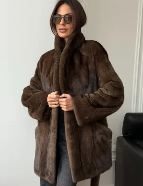 Коричневая норковая шуба под пояс - воротник шаль