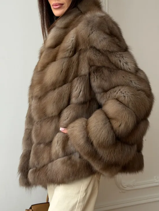 Шуба из меха куницы - рукава косичкой
