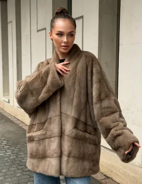 Норковый полушубок пастель V-образный воротник