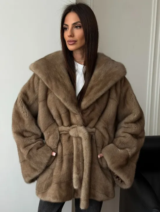 Норковая шуба пастель с капюшоном