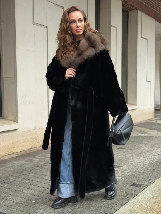 Длинная норковая шуба - кимоно с капюшоном куница